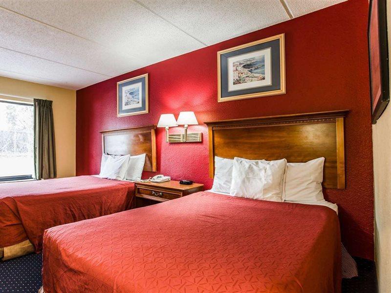 Rodeway Inn Charlotte Downtown Buitenkant foto