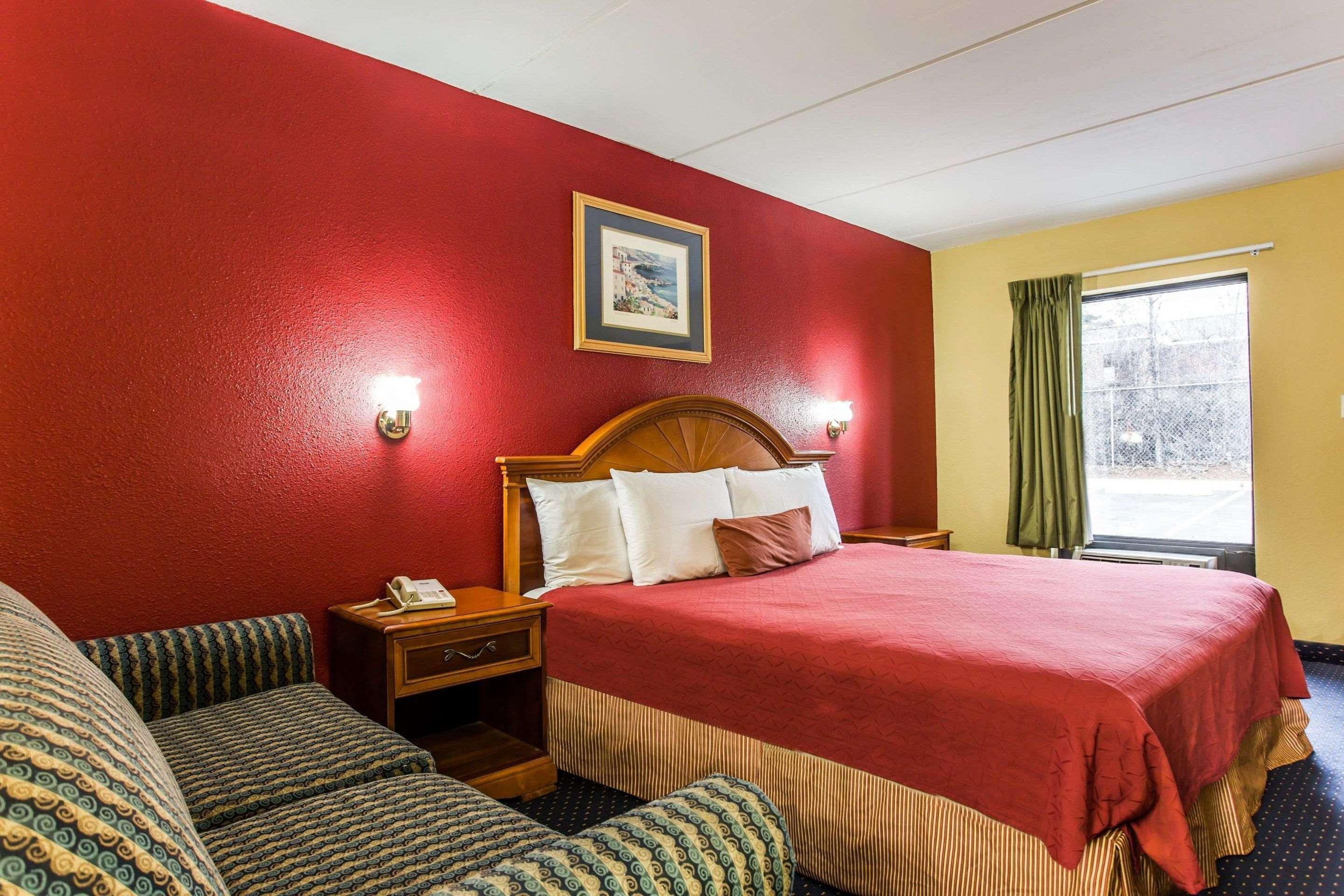 Rodeway Inn Charlotte Downtown Buitenkant foto