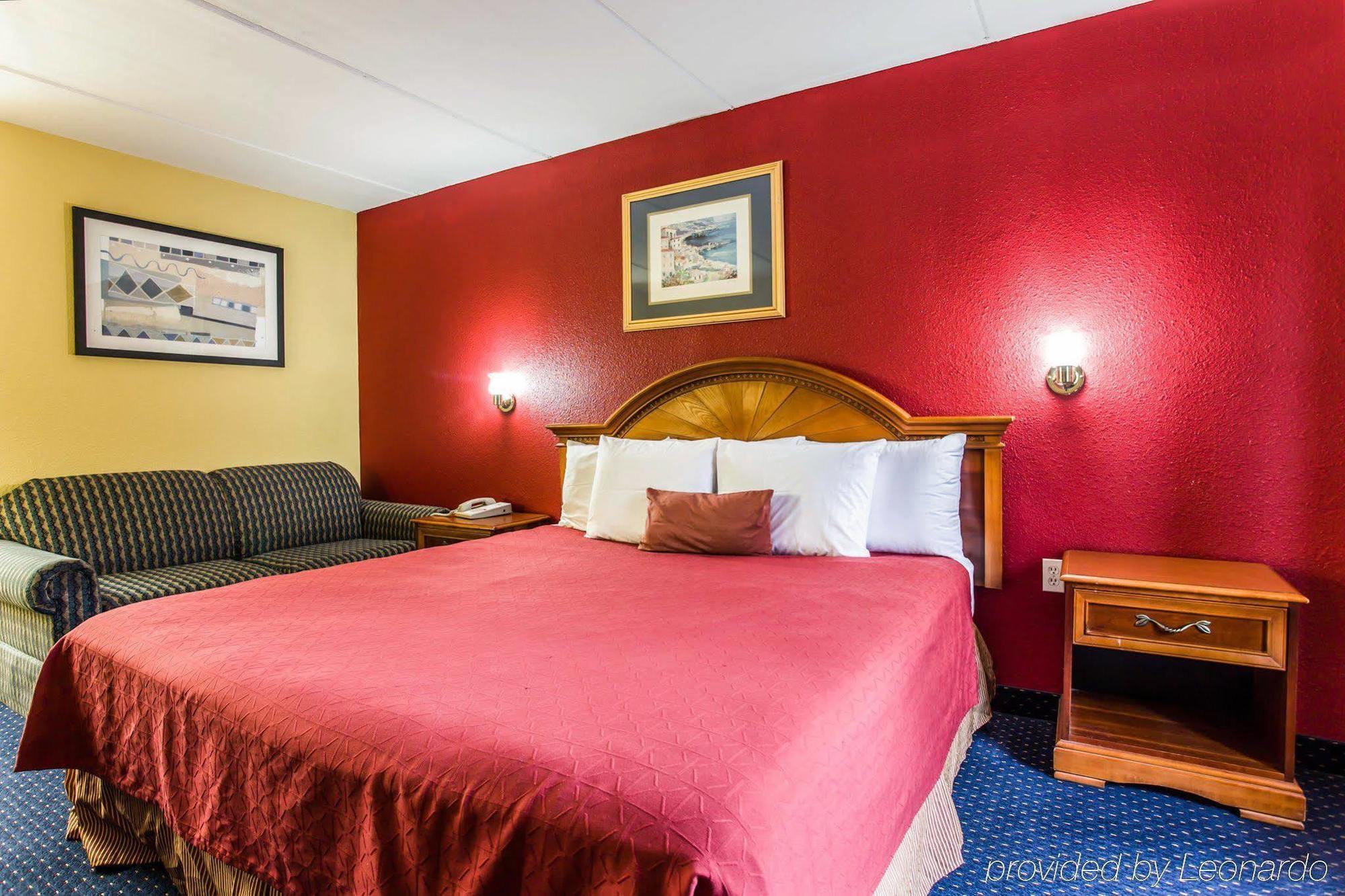 Rodeway Inn Charlotte Downtown Buitenkant foto