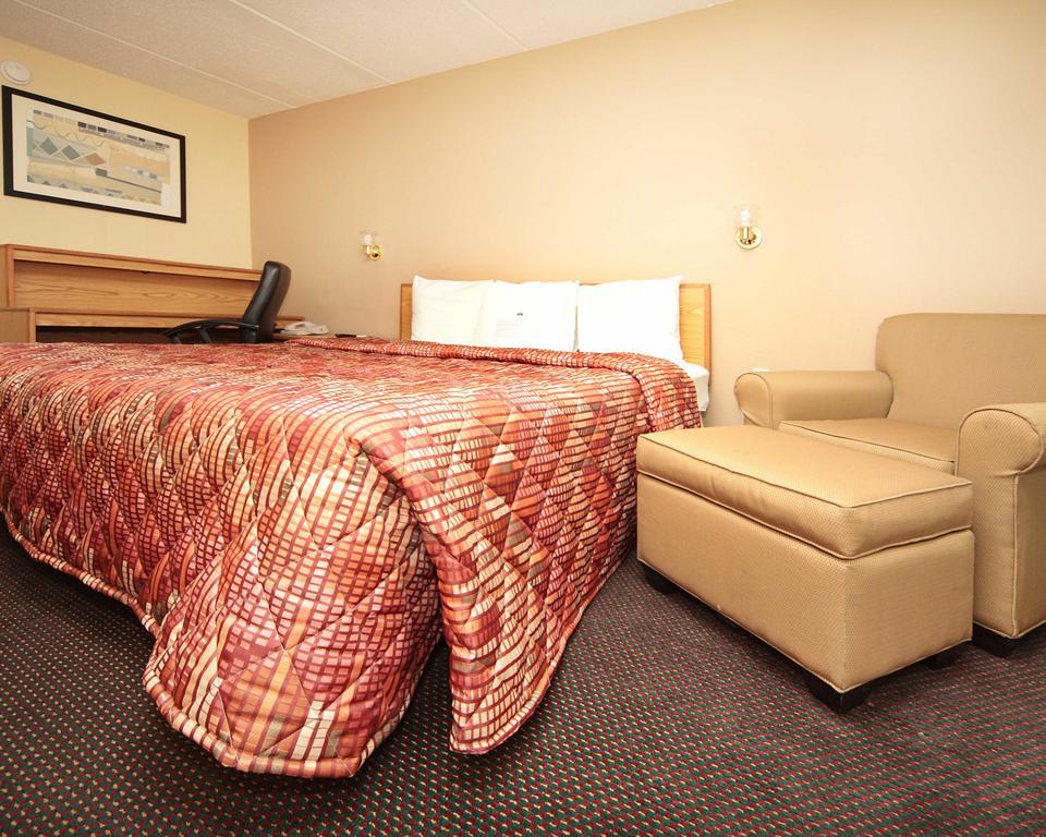Rodeway Inn Charlotte Downtown Buitenkant foto